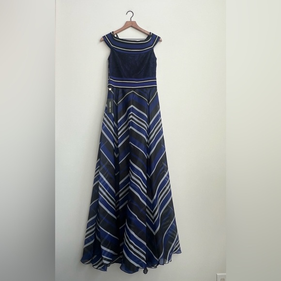 NWT TADASHI SHOJI ENNIS OFF-THE-SHOULDER STRIPED ORGANZA GOWN Dress Medium Blue - Picture 4 of 15